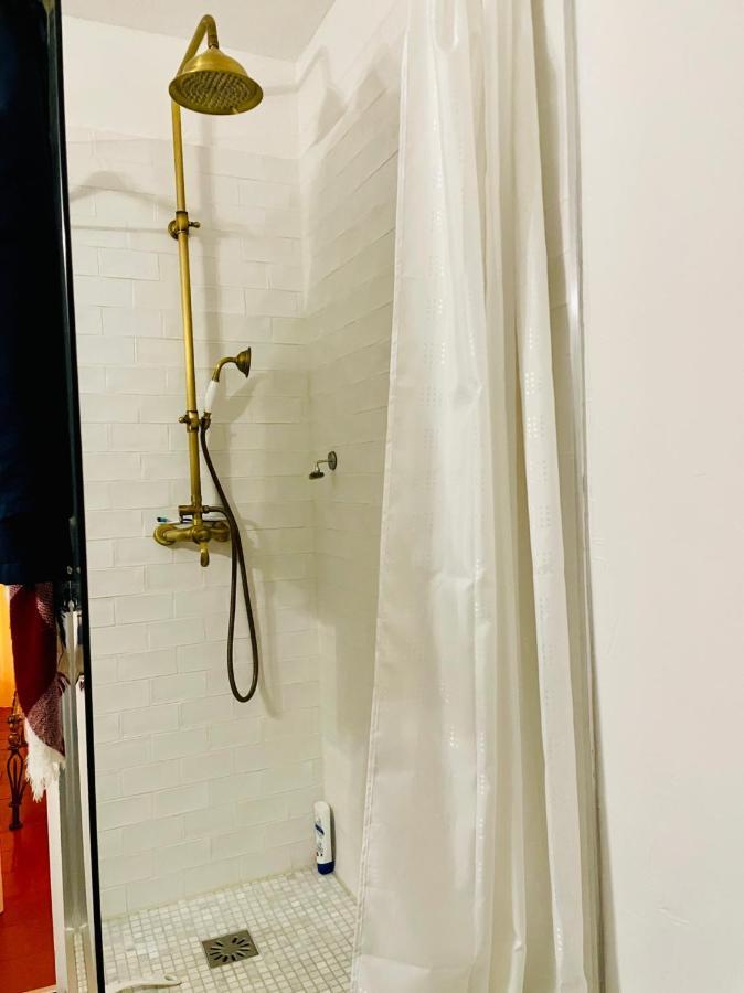 "Coco" Coquet Petit Loft Au Calme En Centre Ville De Sète Buitenkant foto